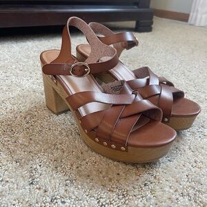 Old Navy Cognac Heeled Sandals